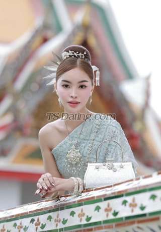 trans girl QueenIvy 6800756 trans girl QueenIvy 6800756