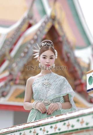 trans girl QueenIvy 6800779 trans girl QueenIvy 6800779