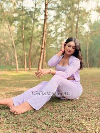 trans girl QueenNisha 1805115 trans girl QueenNisha 1805115