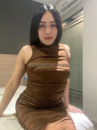 trans girl Luckylicious 6347983 trans girl Luckylicious 6347983