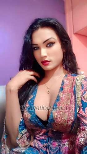 trans girl QueenSarah 9160495 trans girl QueenSarah 9160495