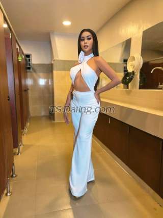 trans girl QuiinMolly 4616102 trans girl QuiinMolly 4616102