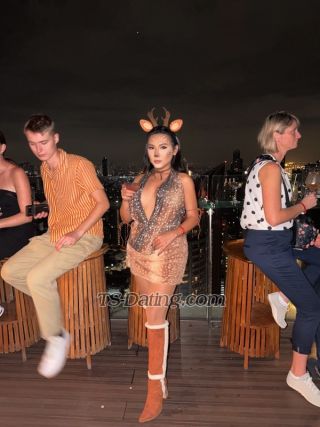 trans girl queenyums 2576159 trans girl queenyums 2576159