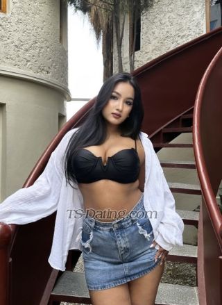 trans girl quirkyplum09 7185444