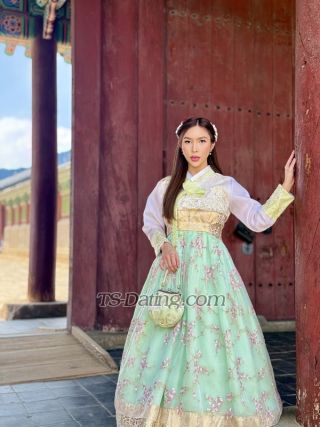 trans girl RHODORAX 6203946