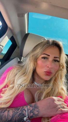 trans girl RahyraXXL 2597631 trans girl RahyraXXL 2597631