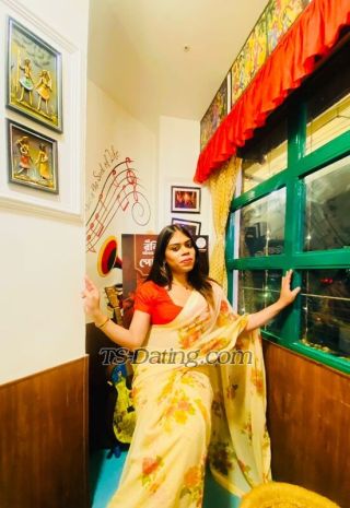 trans girl RealCayenat 5066047