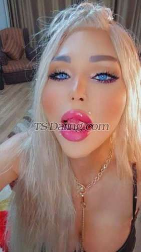 trans girl Rihannakatan 9992532 trans girl Rihannakatan 9992532