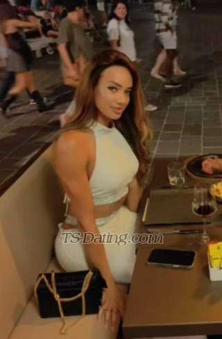 trans girl RobertaClows 1057951 trans girl RobertaClows 1057951