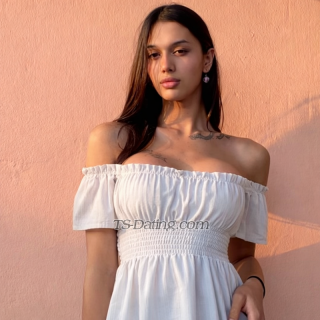 trans girl Rosixettri 8257489