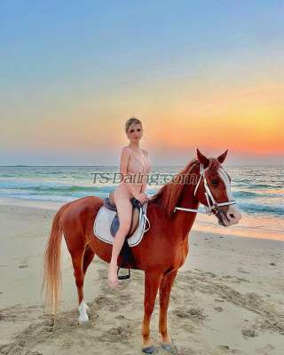 trans girl SEXYarrianeTS 4250947