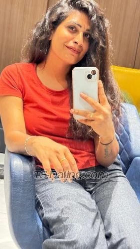 trans girl Saara 7432133