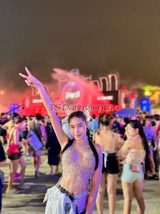 trans girl Saranrat27 3882536 trans girl Saranrat27 3882536