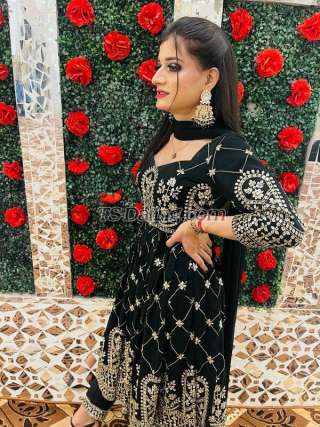 trans girl Sarika143 4368546