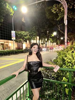 trans girl Savrinna 0176357