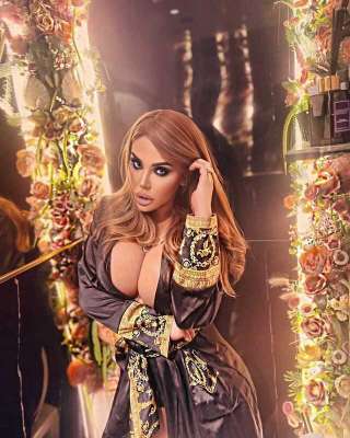 trans girl Selena66 7249224