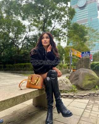 trans girl SexyYOSHIE69 3958975 trans girl SexyYOSHIE69 3958975