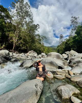 trans girl Sharif 1034339 trans girl Sharif 1034339