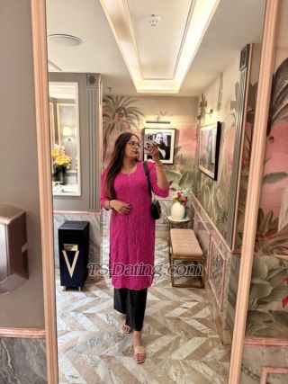 trans girl Shiddat1997 8484244