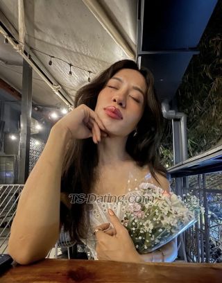 trans girl Shimmerdema 4674863