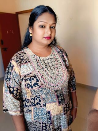 trans girl ShivanyaTrans 0981231