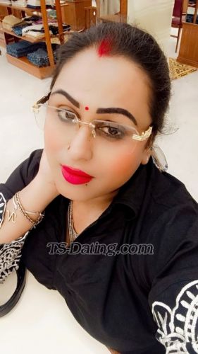 trans girl ShonaRoy 1683954