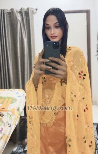 trans girl SilkNain 3755259