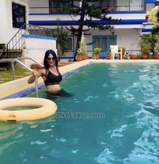 trans girl SilkNain 6783926