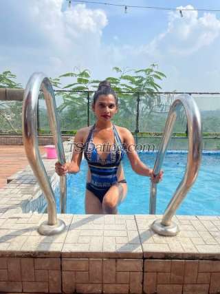 trans girl SilkySmooth 1919880 trans girl SilkySmooth 1919880