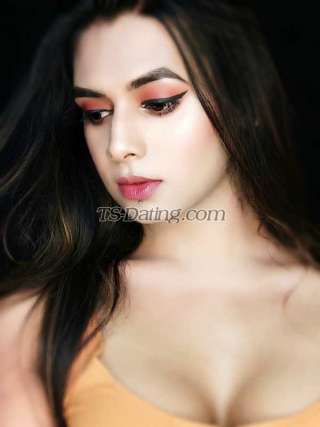 trans girl Floriana 0610763 trans girl Floriana 0610763