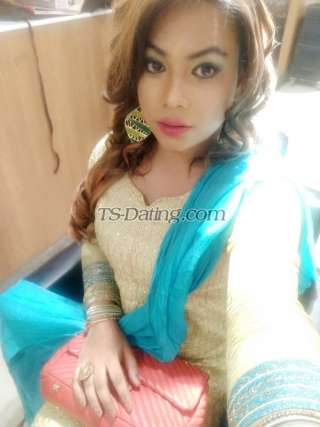 trans girl Soniyaa 7456057 trans girl Soniyaa 7456057