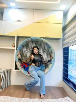 trans girl Soniyaa 7923269 trans girl Soniyaa 7923269