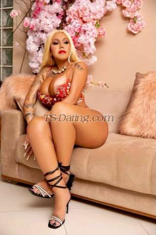 trans girl TSBIONDA 0116740