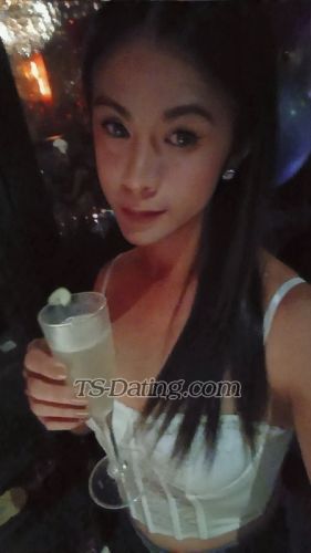 trans girl TSHeart 7449751