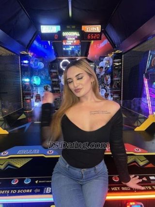 trans girl TSKAYAAUS 1869505