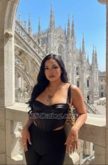 TSKIM99 Kuala Lumpur Transex   "Versatile. Sicura di sé. Coinvolgente. Sono Kim Leo e trasformo i momenti in ricordi. Lasciamo perdere le chiacchiere e sentiamo piuttosto la chimica."
