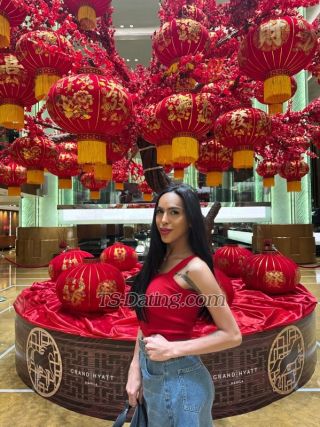 trans girl TSMoana 0066620 trans girl TSMoana 0066620