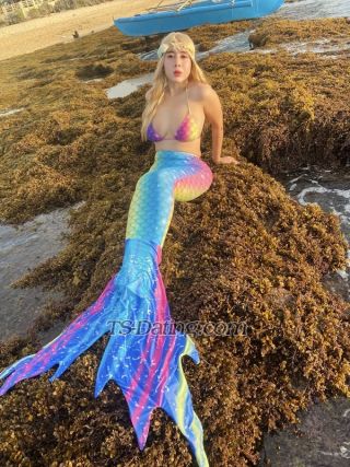 trans girl TSSAM 0989308 trans girl TSSAM 0989308