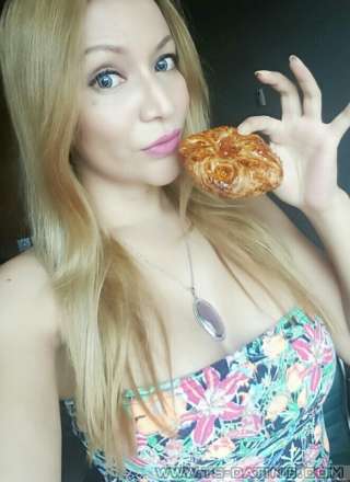 trans girl TSSHARLYN 9413843 trans girl TSSHARLYN 9413843