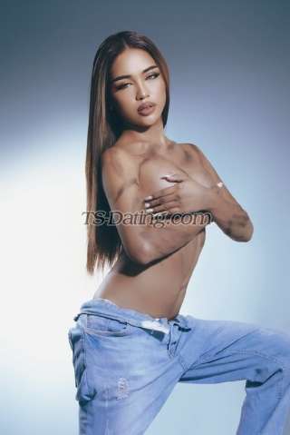 trans girl ThaliaSierra 7944275