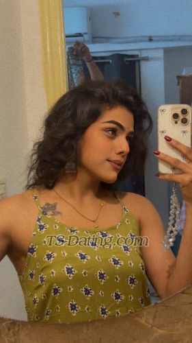 trans girl Thatsvaani 5682398