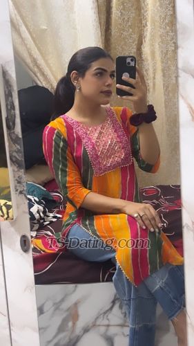 trans girl Thatsvaani 6185800