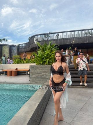 trans girl Theafabyola98 8924741