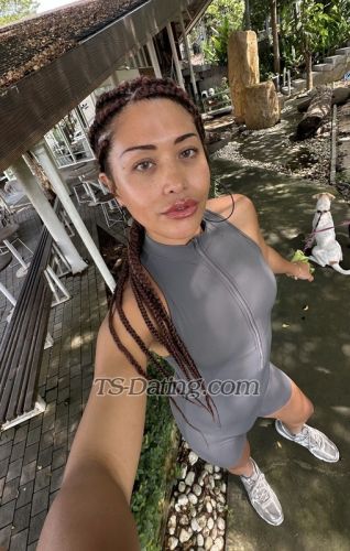 trans girl TiaraEve 1107906 trans girl TiaraEve 1107906