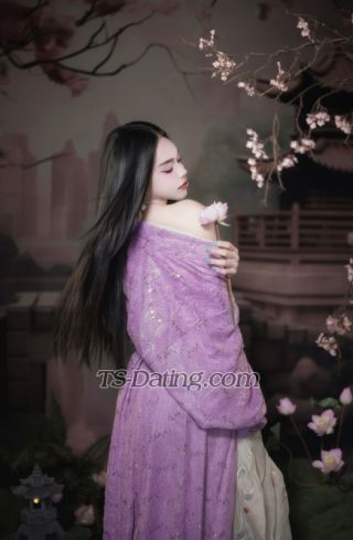 trans girl Tichapapron 8084752