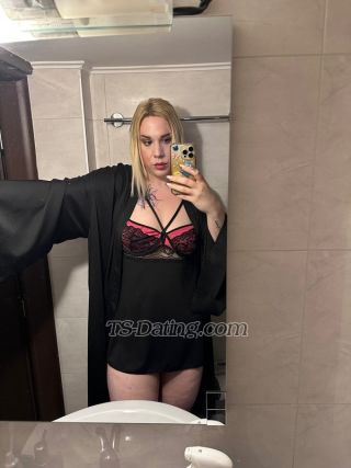 trans girl Tinablonde996 0630936 trans girl Tinablonde996 0630936