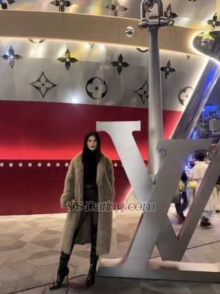 trans girl TopModelBig 6597853