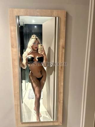 trans girl Topacio 6427770