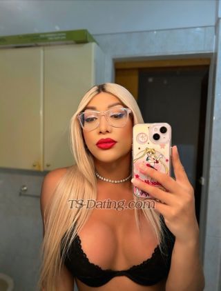 trans girl Topacio 7866291
