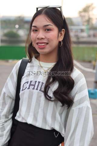 trans girl Trixiemari 0242813 trans girl Trixiemari 0242813